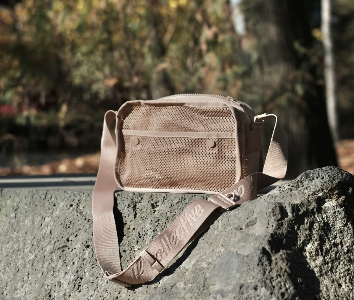 FORAGER Dog Walking Bag (Lambwolf)