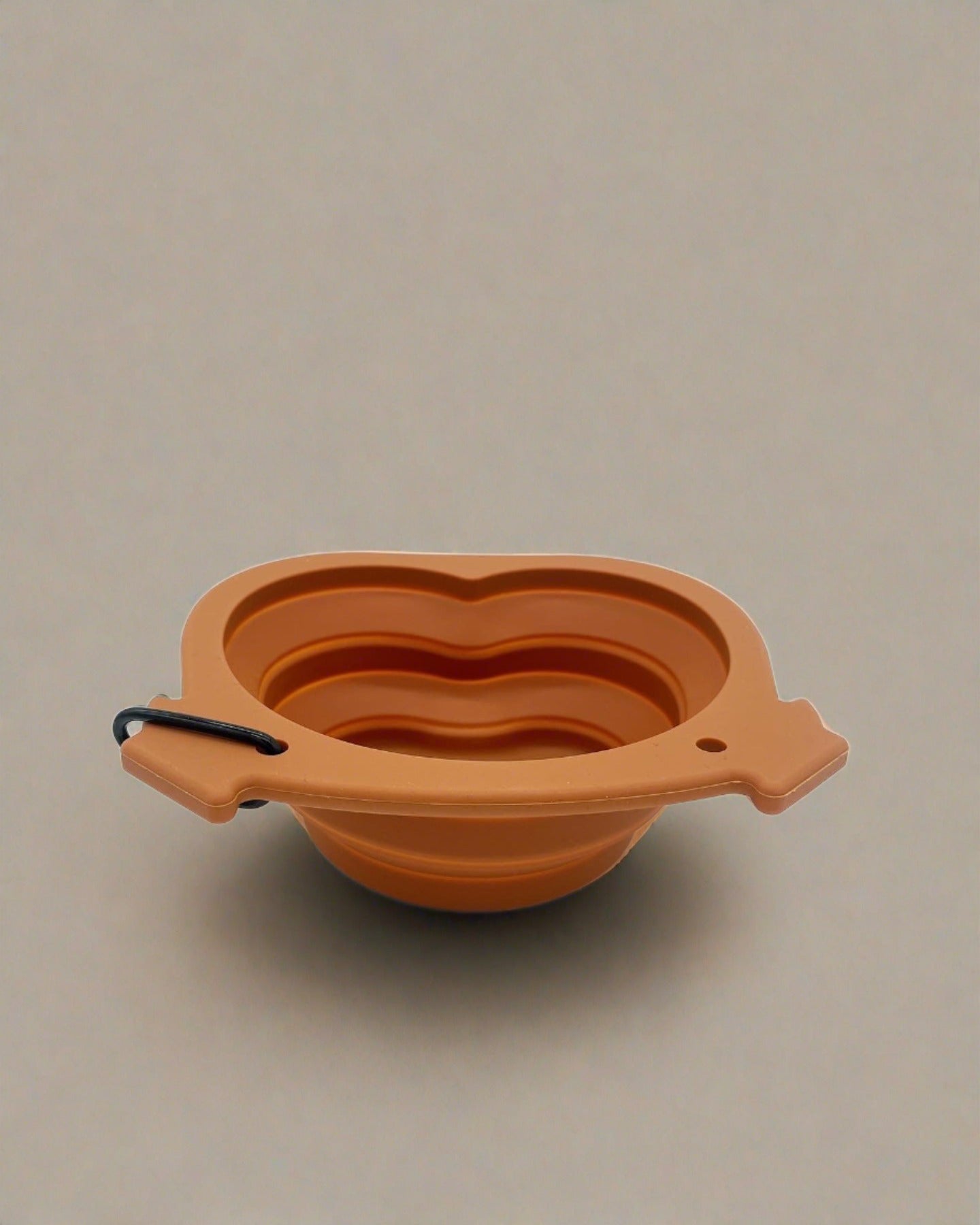 Dog-shaped Foldable Travel Bowl