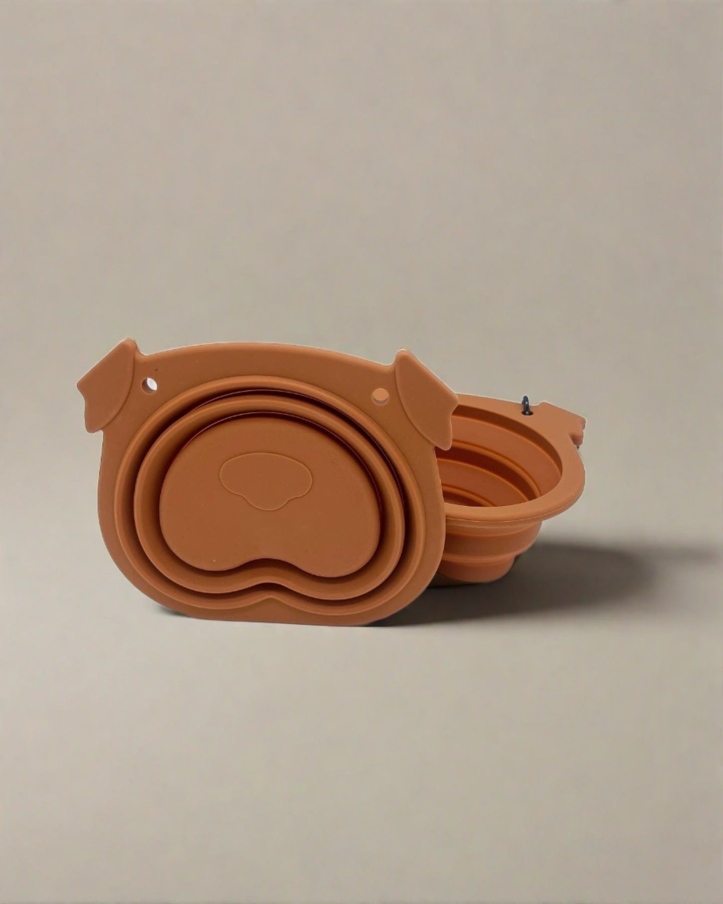 Dog-shaped Foldable Travel Bowl